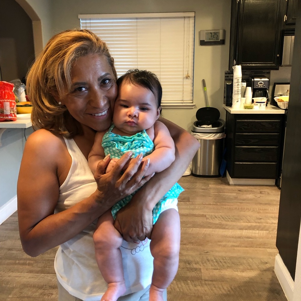 Meet your Posher, Elizabeth